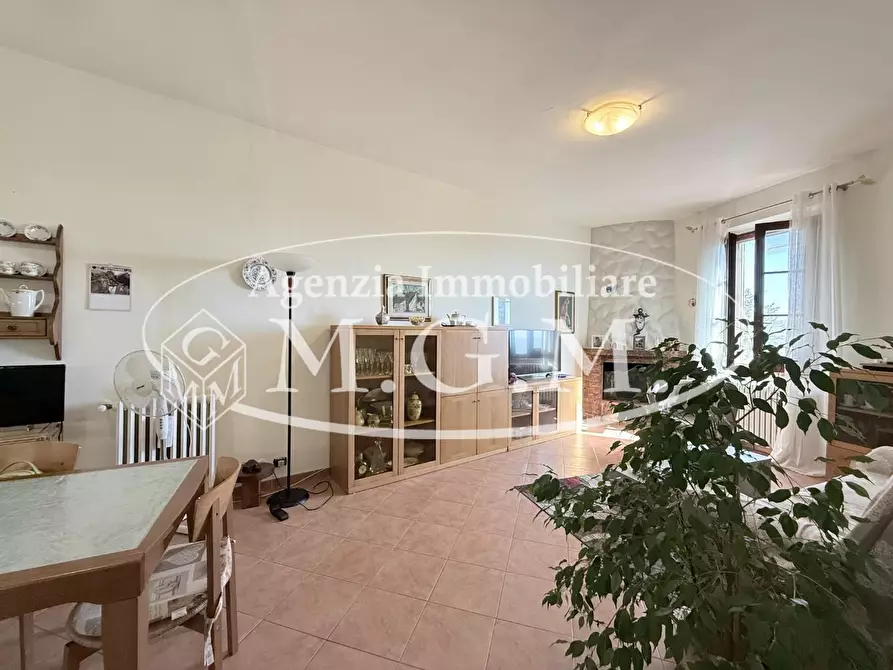 Immagine 10 di Appartamento in vendita  a Santa Maria A Monte