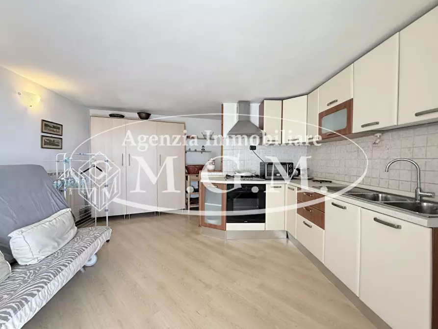 Immagine 27 di Appartamento in vendita  a Santa Maria A Monte