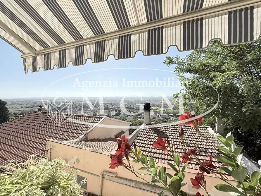 Immagine 30 di Appartamento in vendita  a Santa Maria A Monte