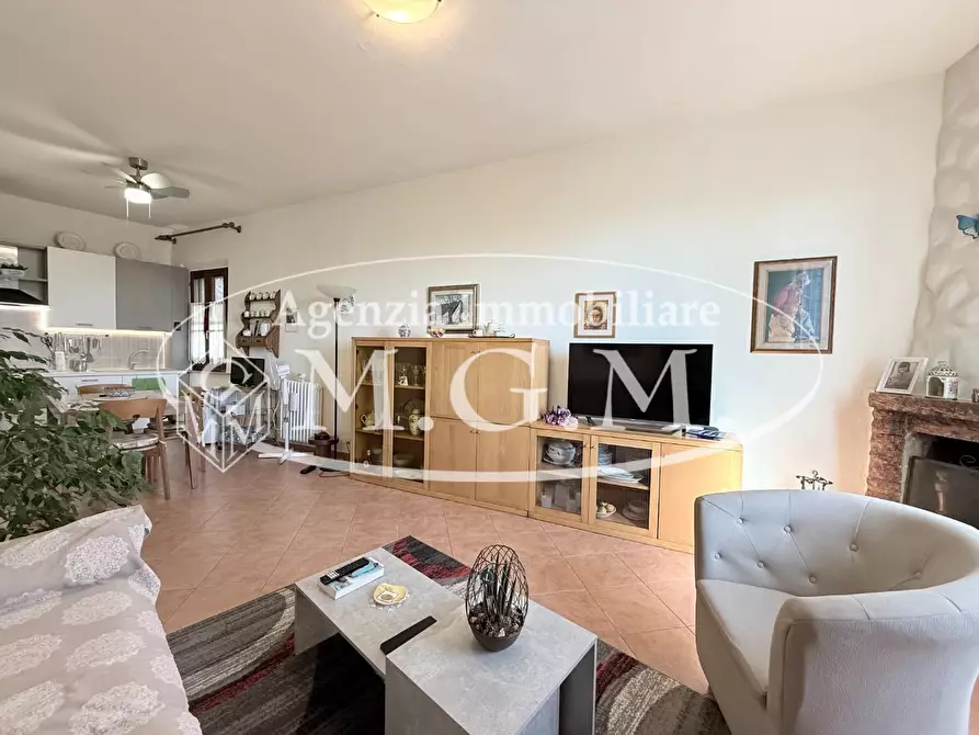 Immagine 13 di Appartamento in vendita  a Santa Maria A Monte