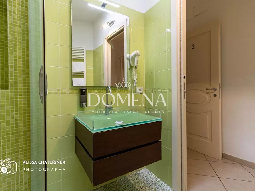 Immagine 29 di Appartamento in vendita  a Siena