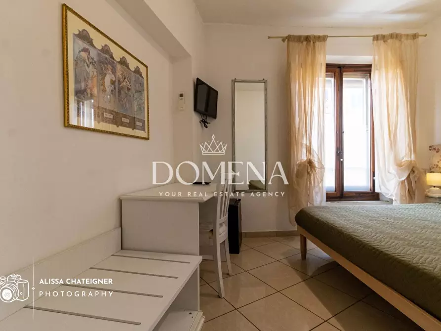 Immagine 30 di Appartamento in vendita  a Siena