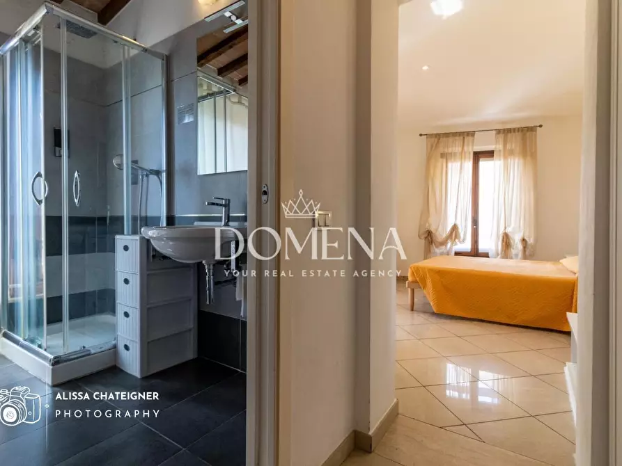 Immagine 15 di Appartamento in vendita  a Siena