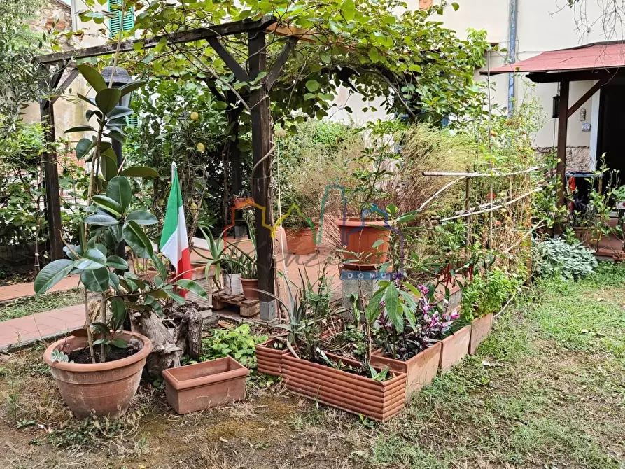 Immagine 25 di Terratetto in vendita  a Cascina