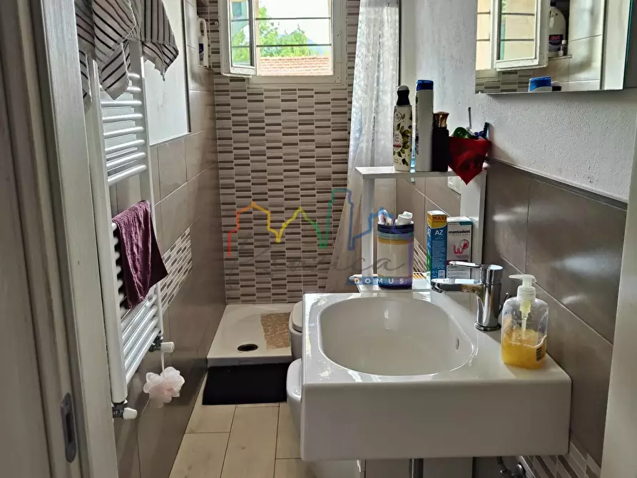 Immagine 21 di Terratetto in vendita  a Cascina