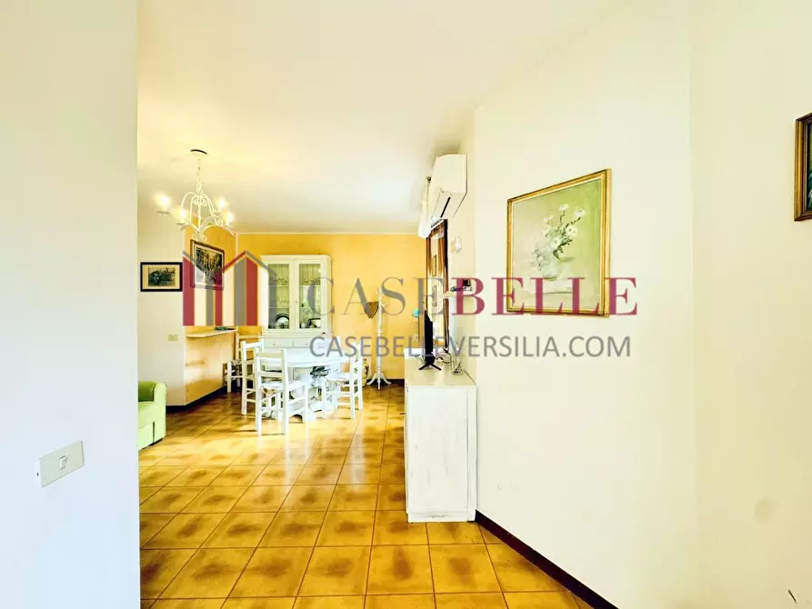 Immagine 29 di Villetta a schiera in vendita  a Pietrasanta