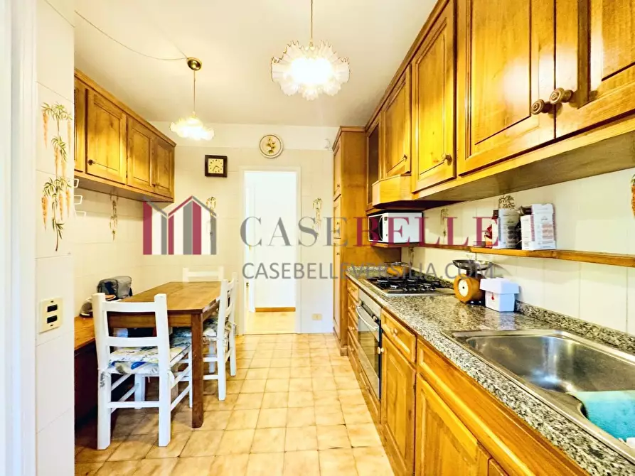 Immagine 46 di Villetta a schiera in vendita  a Pietrasanta