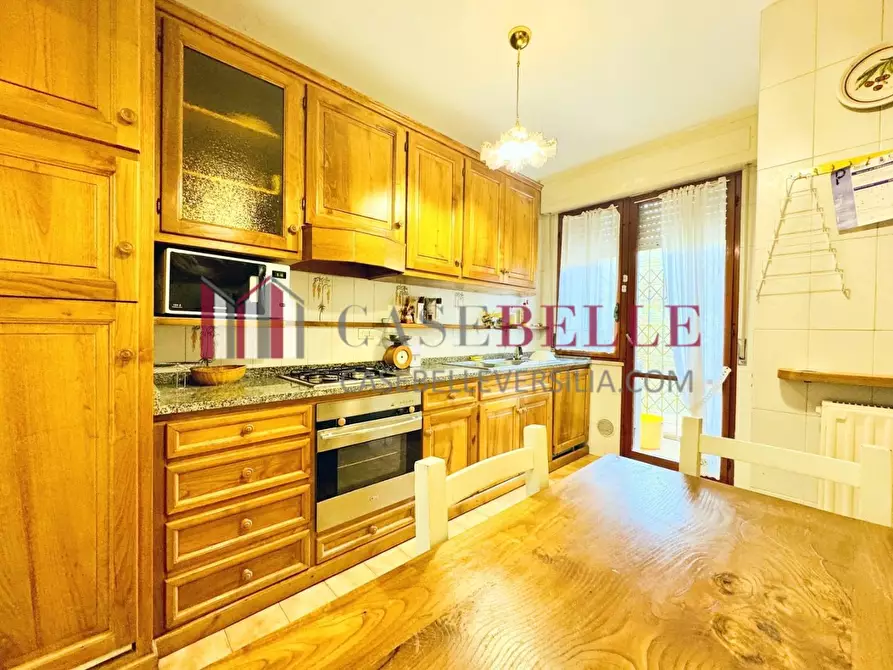 Immagine 36 di Villetta a schiera in vendita  a Pietrasanta