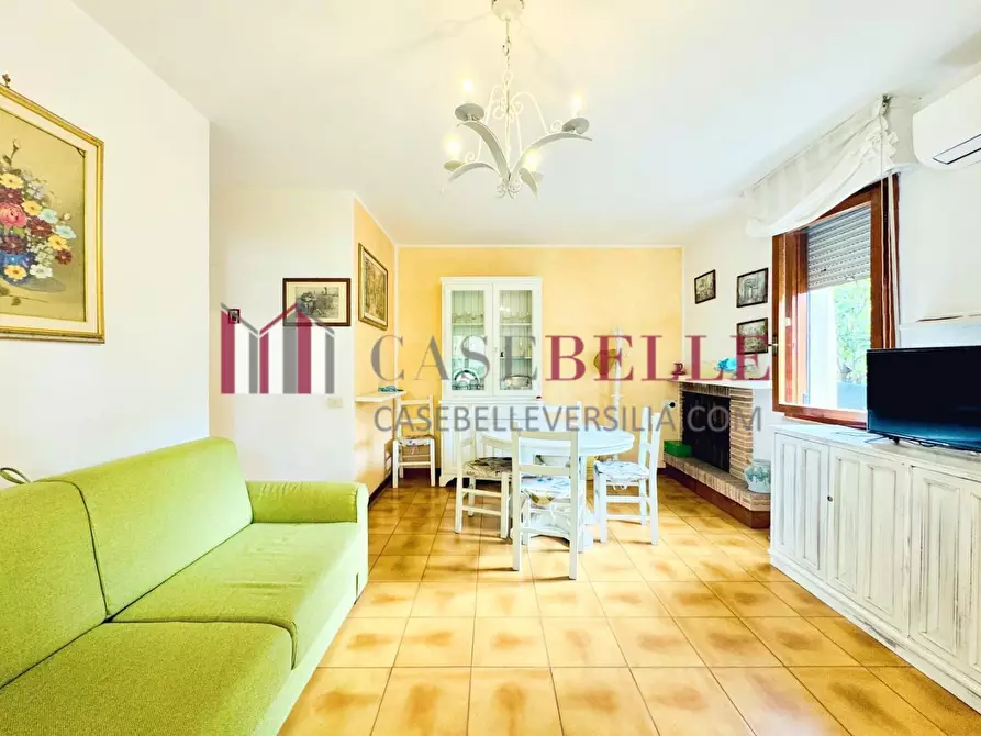 Immagine 31 di Villetta a schiera in vendita  a Pietrasanta