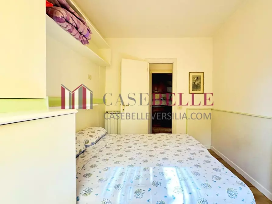 Immagine 41 di Villetta a schiera in vendita  a Pietrasanta