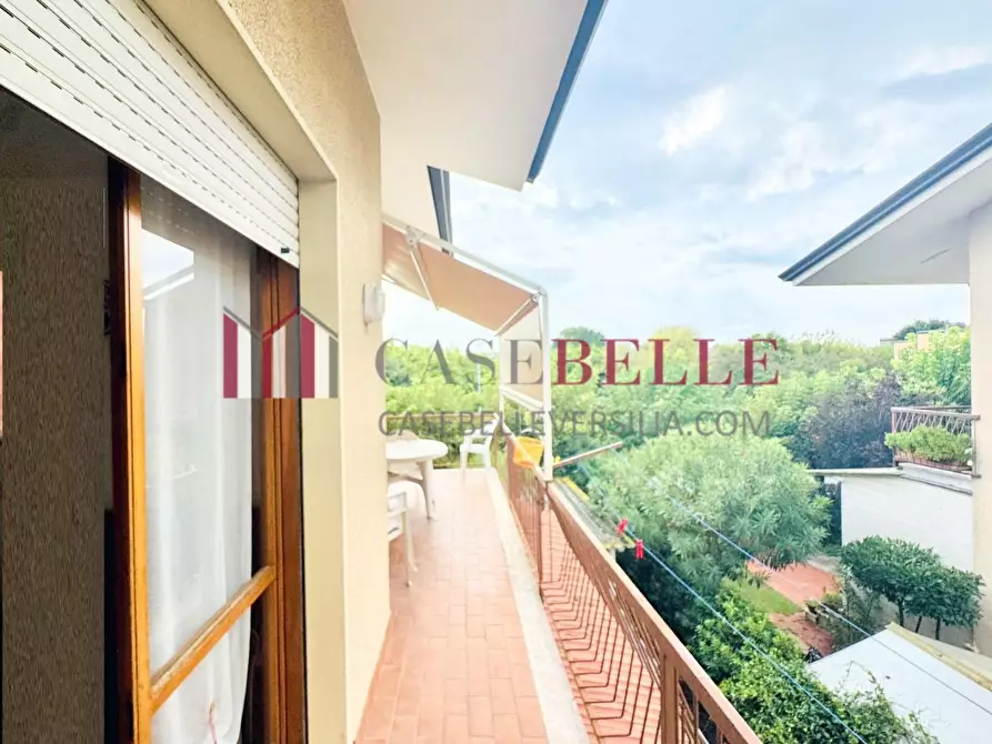 Immagine 25 di Villetta a schiera in vendita  a Pietrasanta