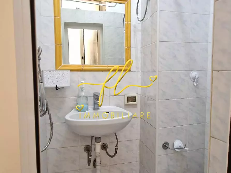 Immagine 7 di Appartamento in vendita  a Livorno