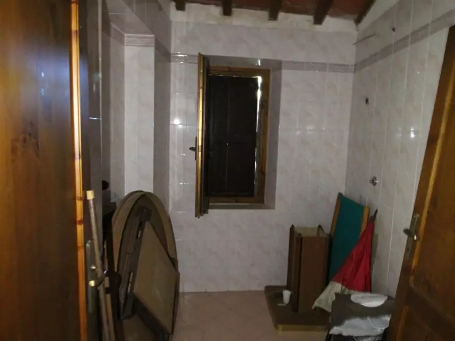 Immagine 13 di Appartamento in vendita  a Casole D'elsa