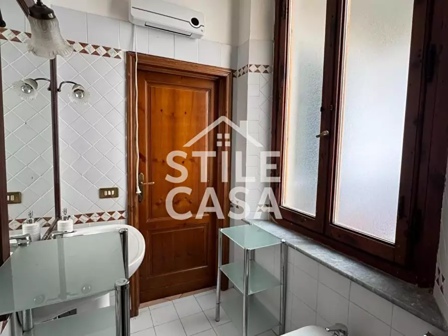 Immagine 13 di Appartamento in vendita  a Montecatini Terme