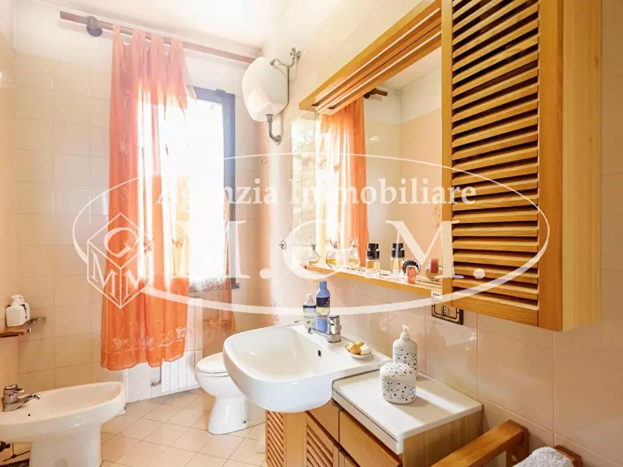 Immagine 28 di Rustico / casale in vendita  a Calcinaia