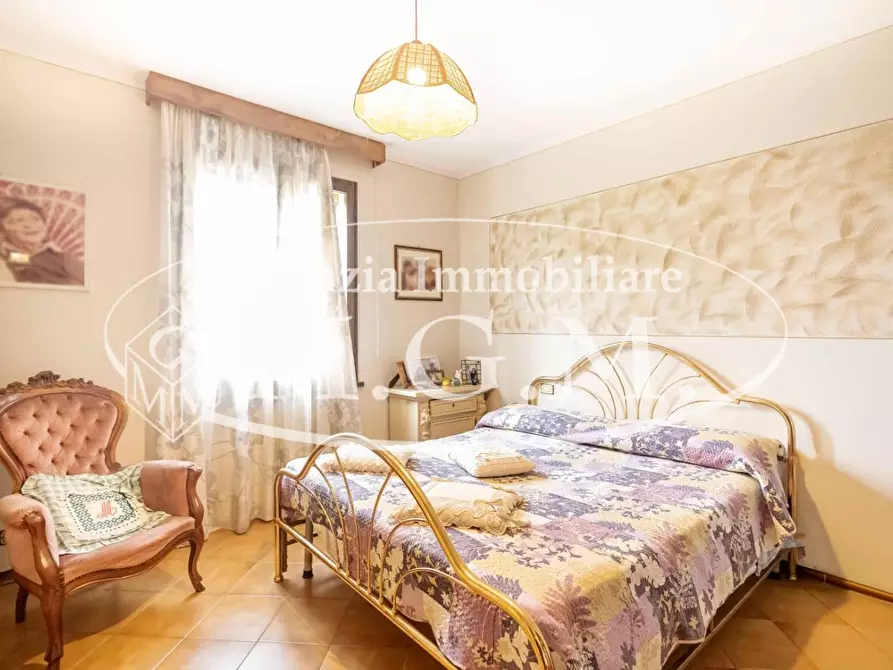 Immagine 25 di Rustico / casale in vendita  a Calcinaia