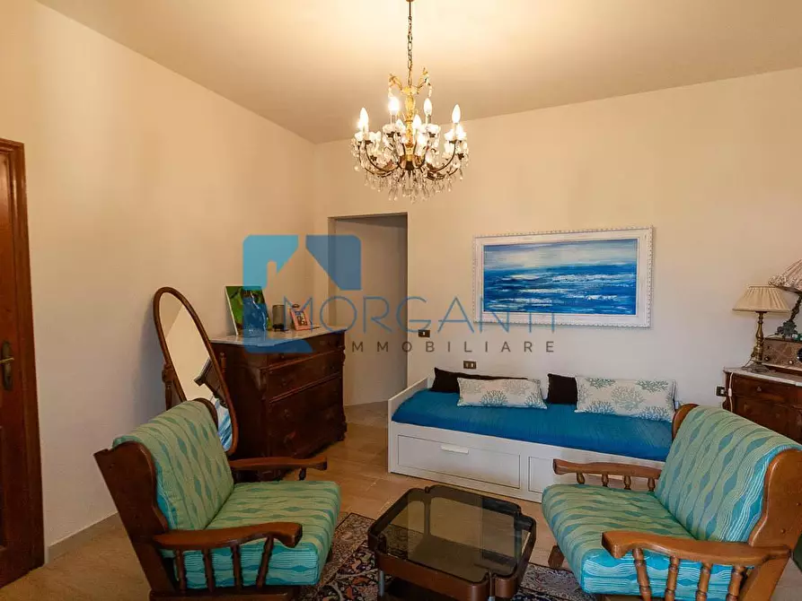 Immagine 22 di Villa in vendita  a Seravezza