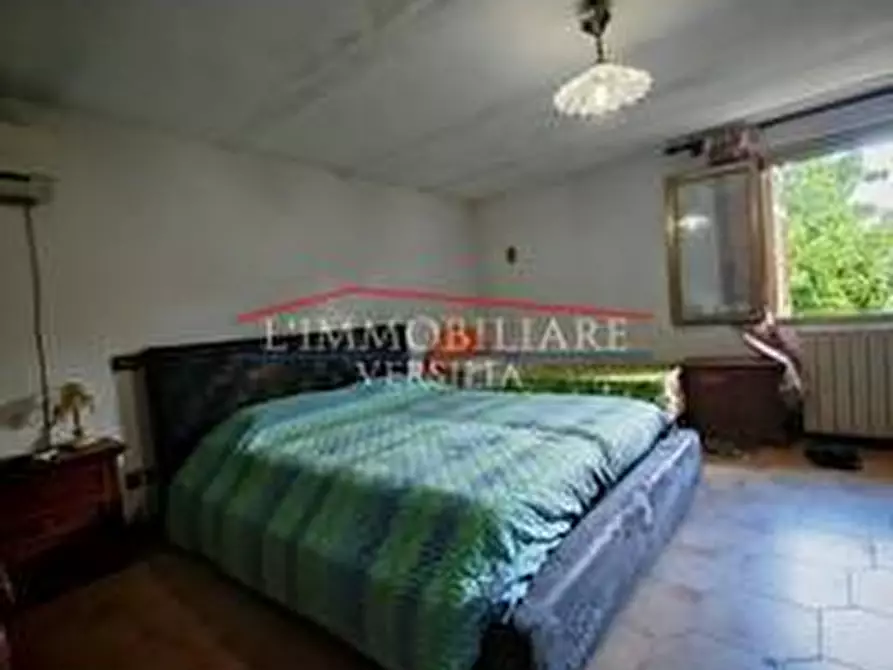 Immagine 14 di Casa indipendente in vendita  a Massa