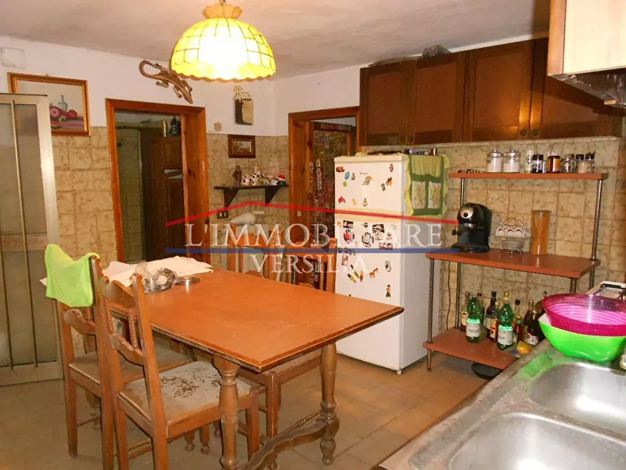 Immagine 9 di Casa indipendente in vendita  a Massa