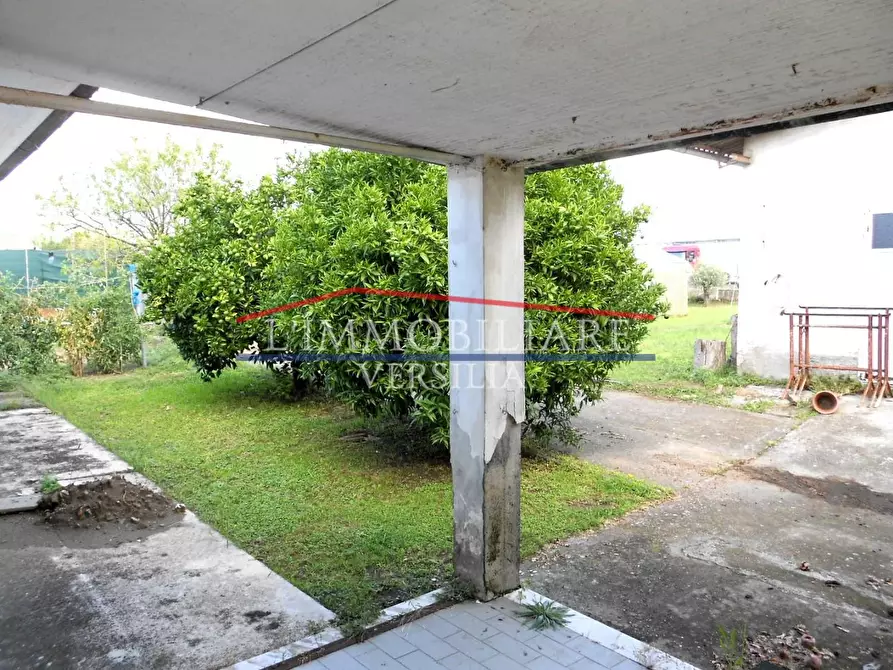 Immagine 35 di Casa indipendente in vendita  a Massa