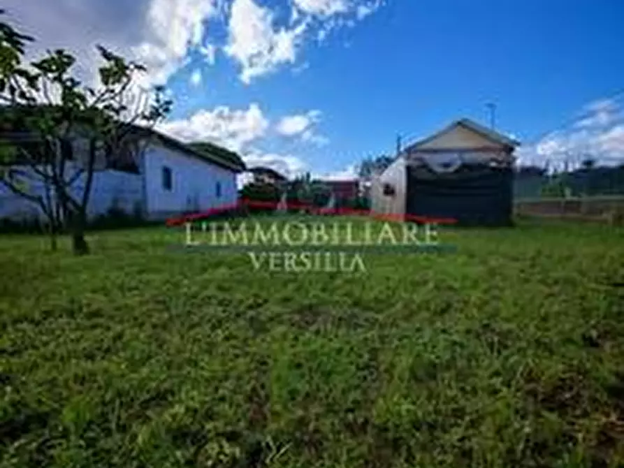 Immagine 19 di Casa indipendente in vendita  a Massa