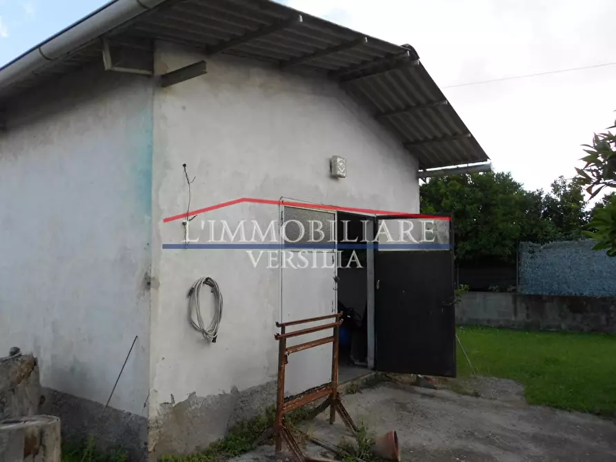 Immagine 25 di Casa indipendente in vendita  a Massa