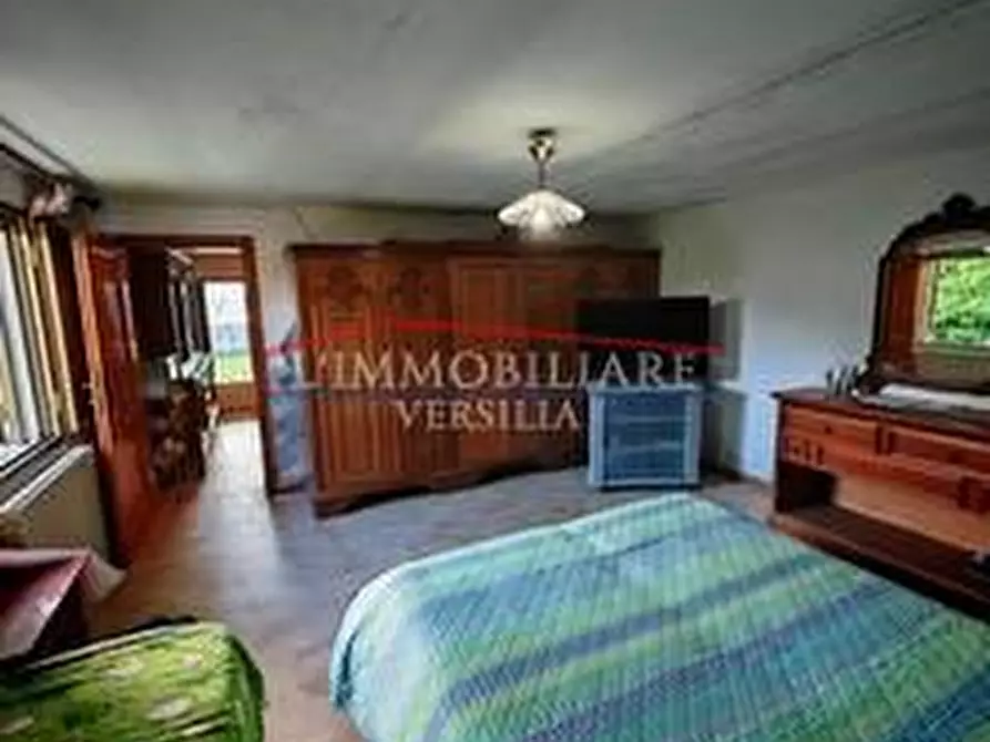 Immagine 13 di Casa indipendente in vendita  a Massa