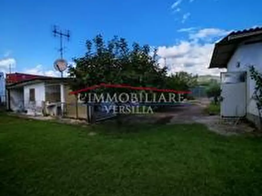 Immagine 3 di Casa indipendente in vendita  a Massa