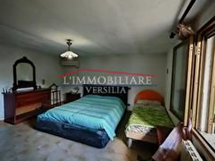 Immagine 12 di Casa indipendente in vendita  a Massa