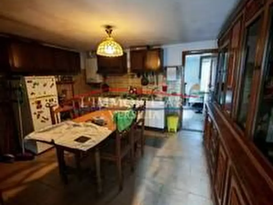 Immagine 11 di Casa indipendente in vendita  a Massa