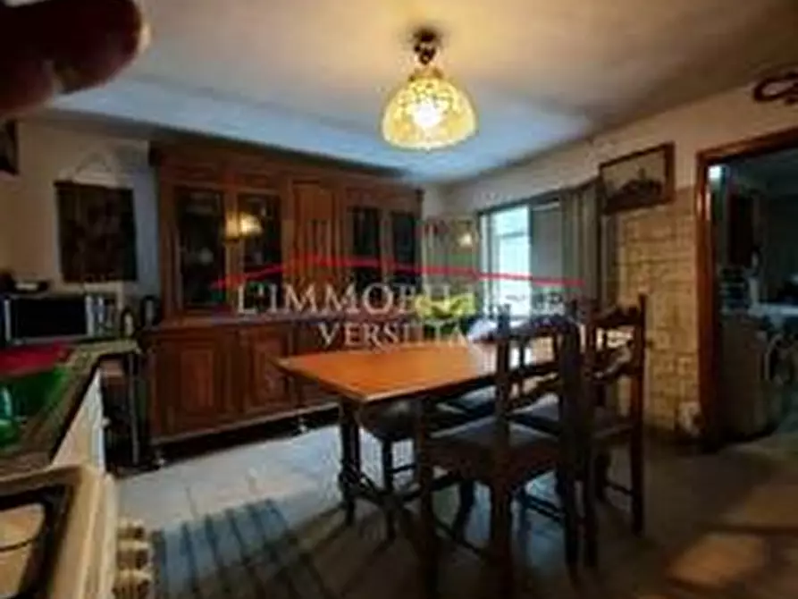 Immagine 10 di Casa indipendente in vendita  a Massa