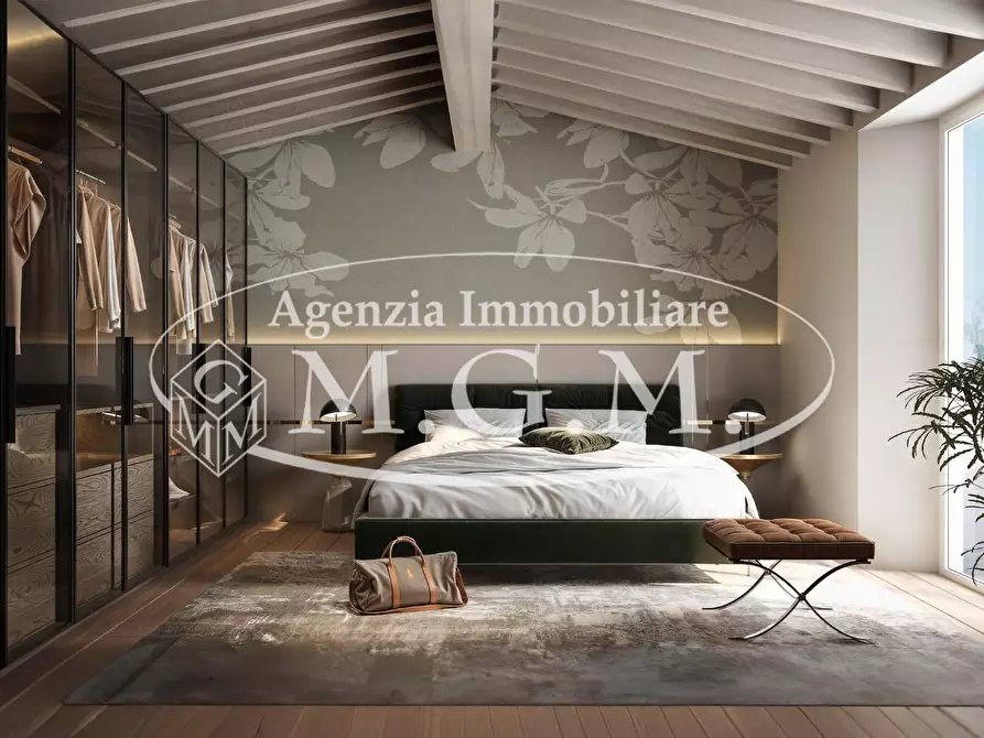 Immagine 5 di Villa in vendita  a Santa Maria A Monte