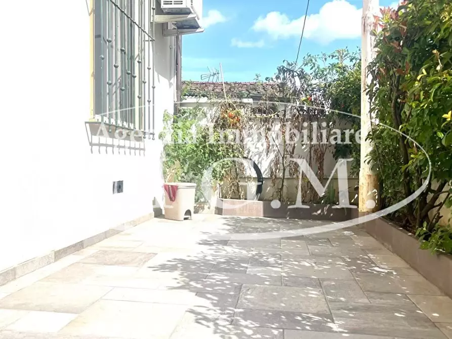 Immagine 13 di Appartamento in vendita  a Pontedera