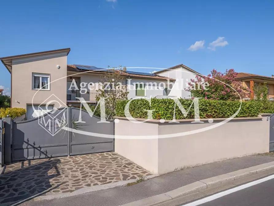 Immagine 4 di Casa bifamiliare in vendita  a Bientina