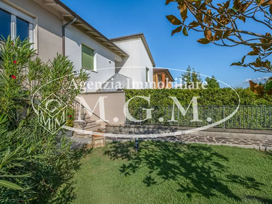 Immagine 9 di Casa bifamiliare in vendita  a Bientina