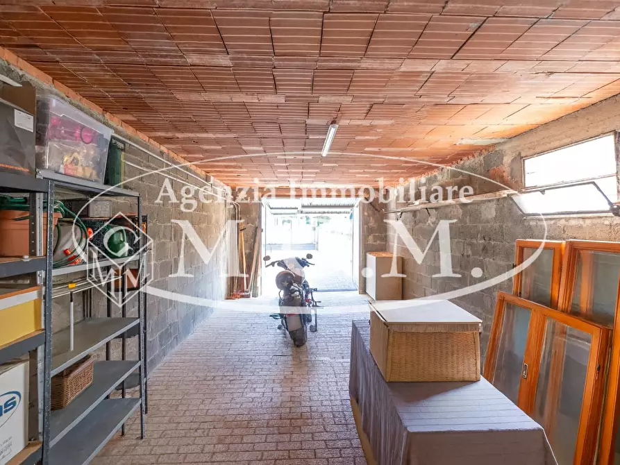 Immagine 50 di Casa bifamiliare in vendita  a Bientina