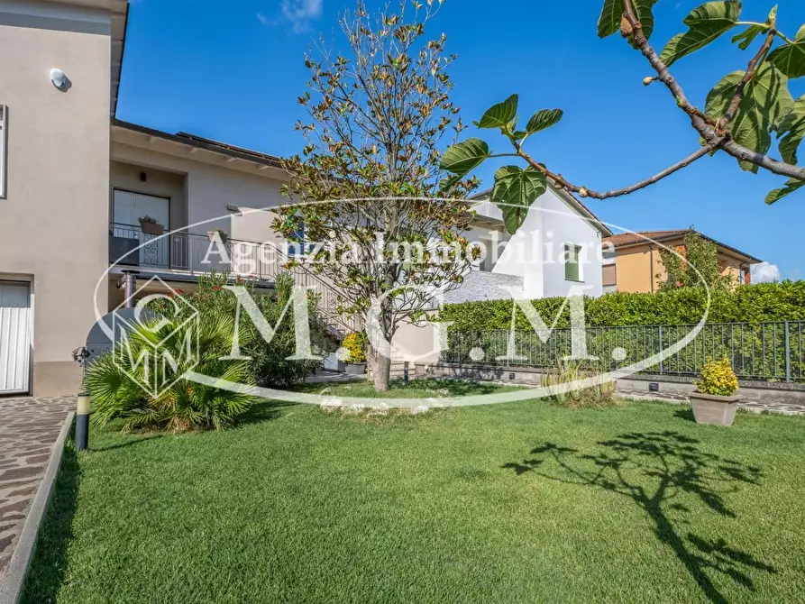 Immagine 8 di Casa bifamiliare in vendita  a Bientina