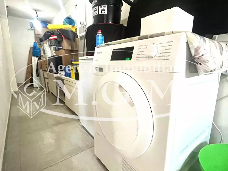 Immagine 16 di Appartamento in vendita  a Pontedera