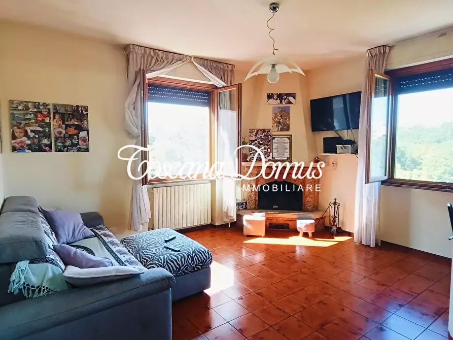 Immagine 1 di Appartamento in vendita  a Monteriggioni