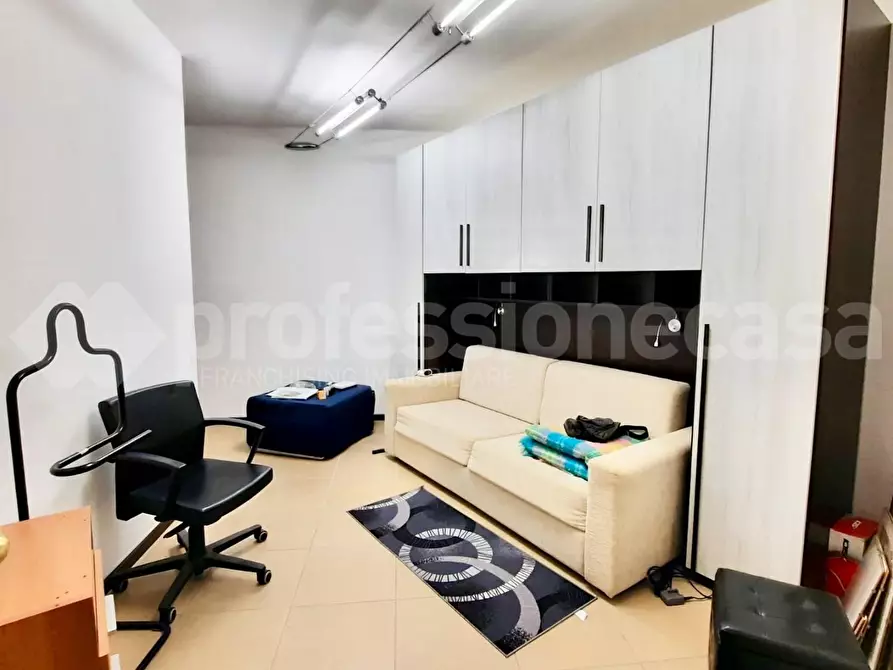 Immagine 16 di Appartamento in vendita  a Cascina