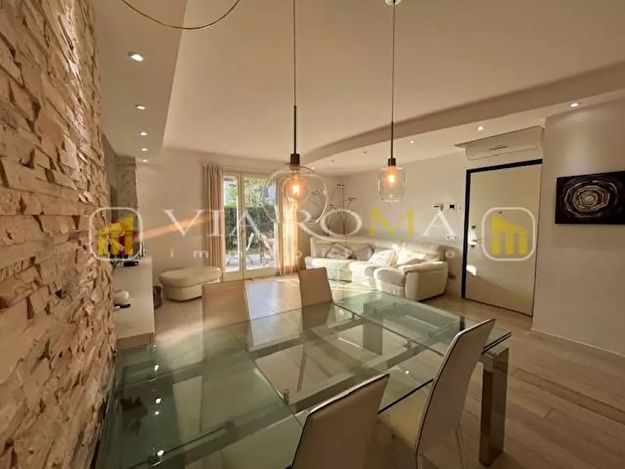 Immagine 6 di Appartamento in vendita  a Lucca