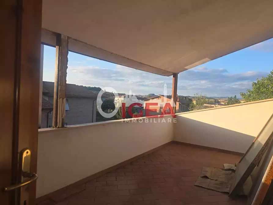 Immagine 25 di Villa in vendita  a Monteroni D'arbia