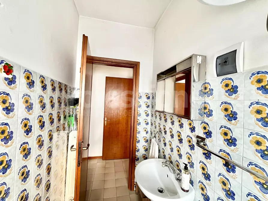 Immagine 11 di Appartamento in vendita  a Pisa