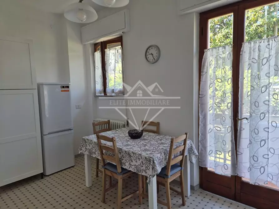 Immagine 6 di Appartamento in affitto  a Carrara