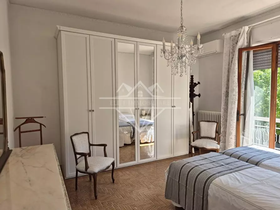 Immagine 4 di Appartamento in affitto  a Carrara