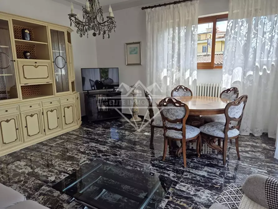 Immagine 7 di Appartamento in affitto  a Carrara