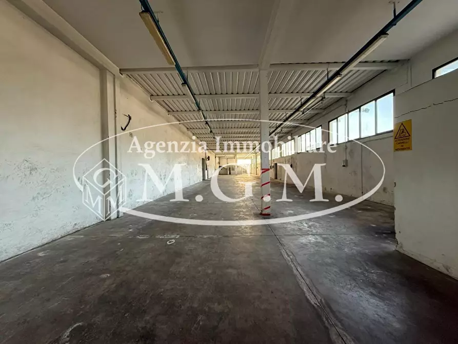 Immagine 10 di Capannone industriale in affitto  a Castelfranco Di Sotto