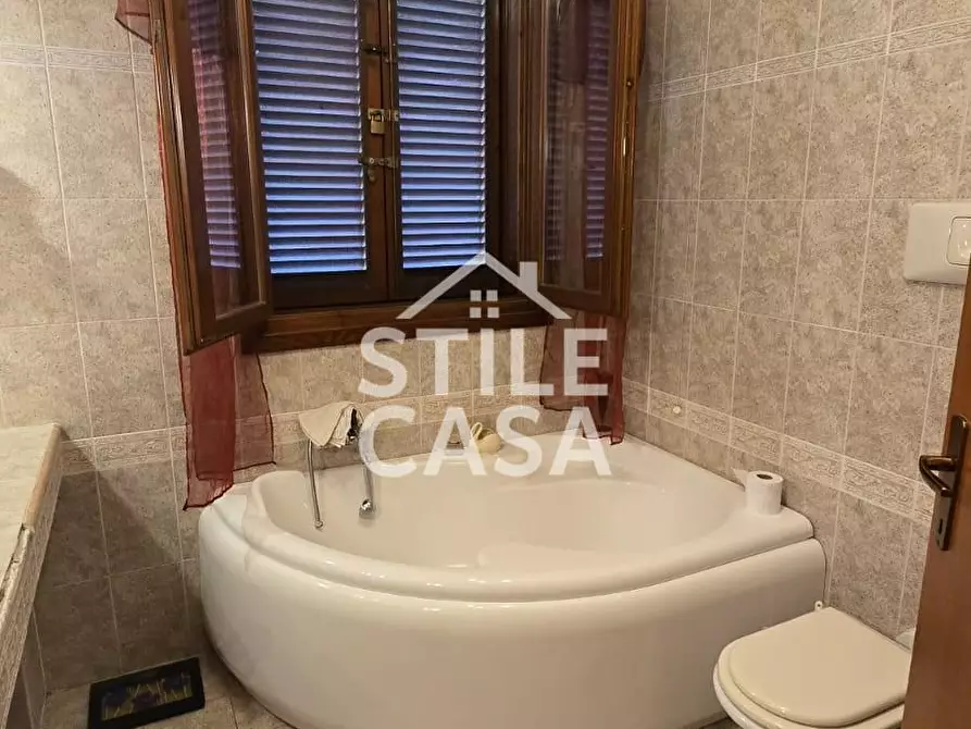 Immagine 17 di Casa bifamiliare in vendita  a Altopascio