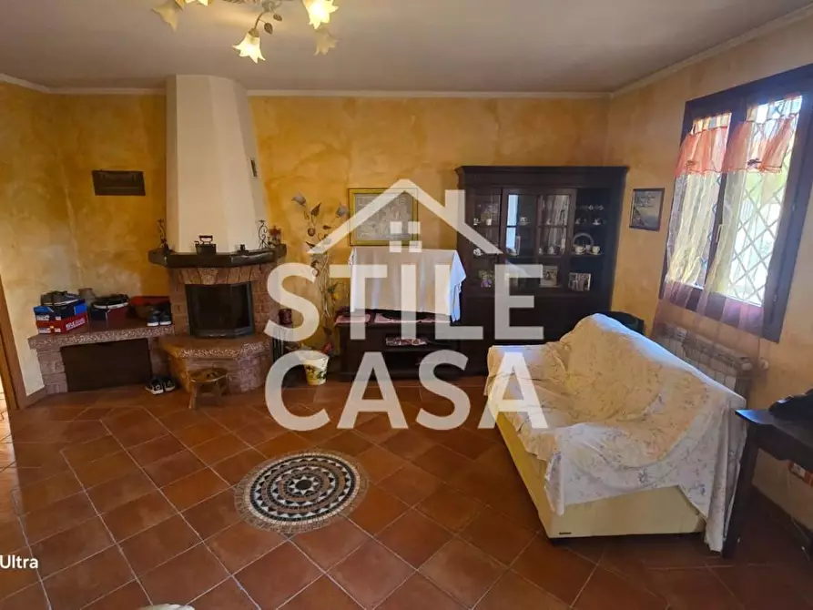 Immagine 4 di Casa bifamiliare in vendita  a Altopascio