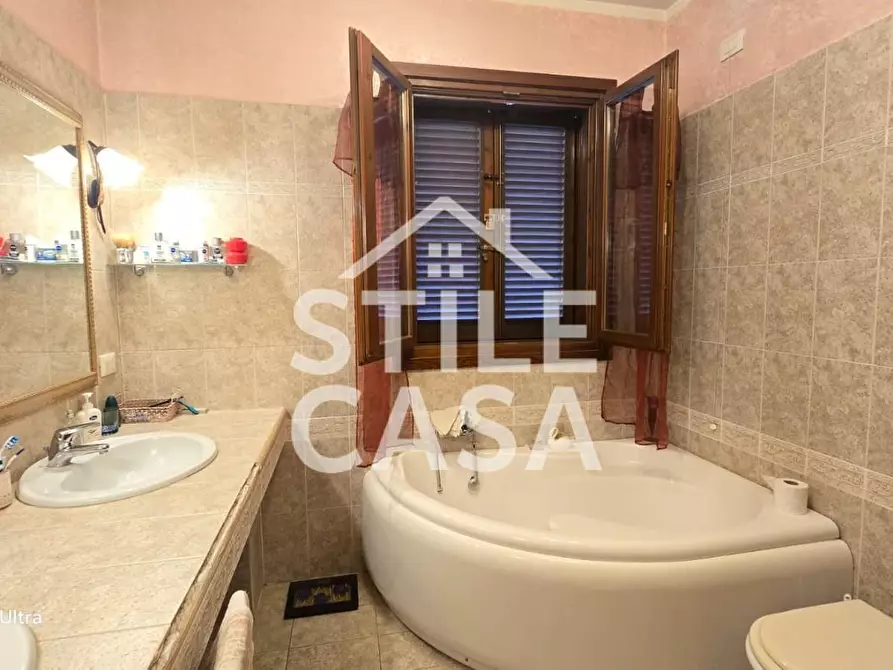 Immagine 16 di Casa bifamiliare in vendita  a Altopascio